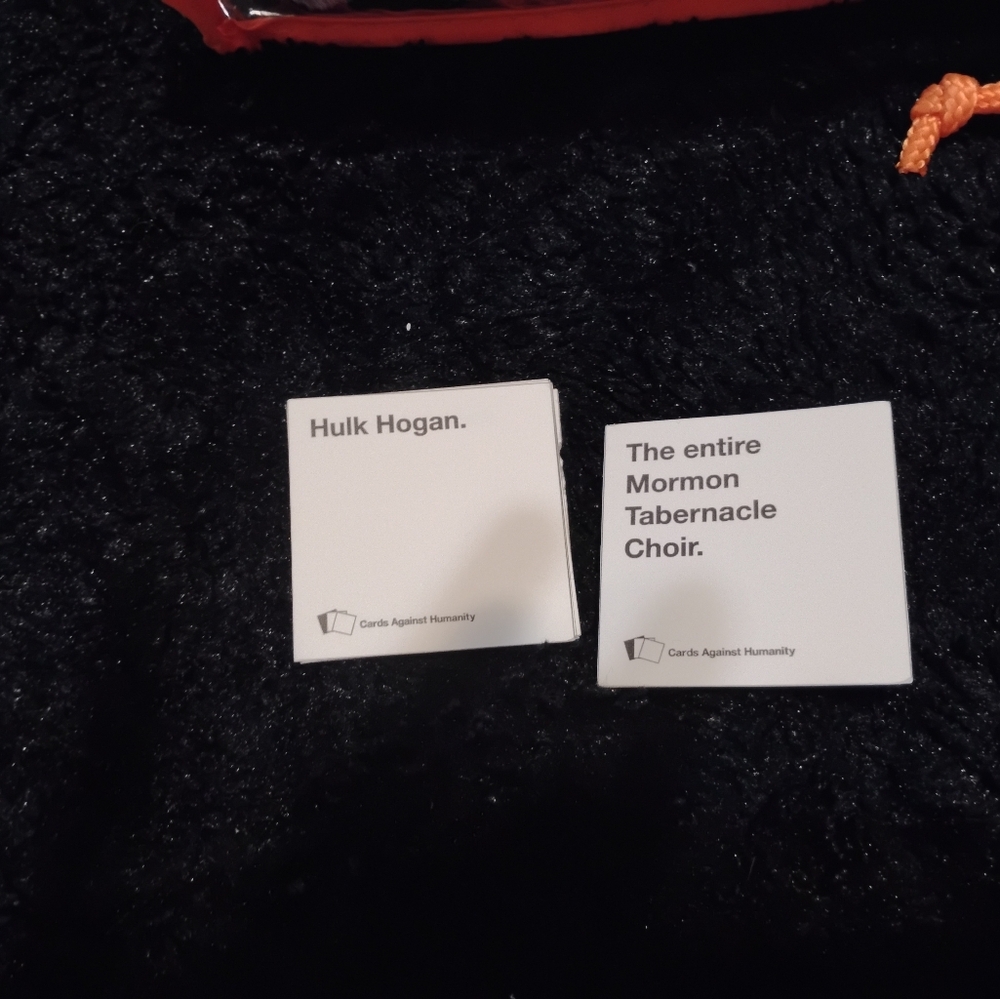 Cards Against Humanity Travel Set - Picture 3 of 4